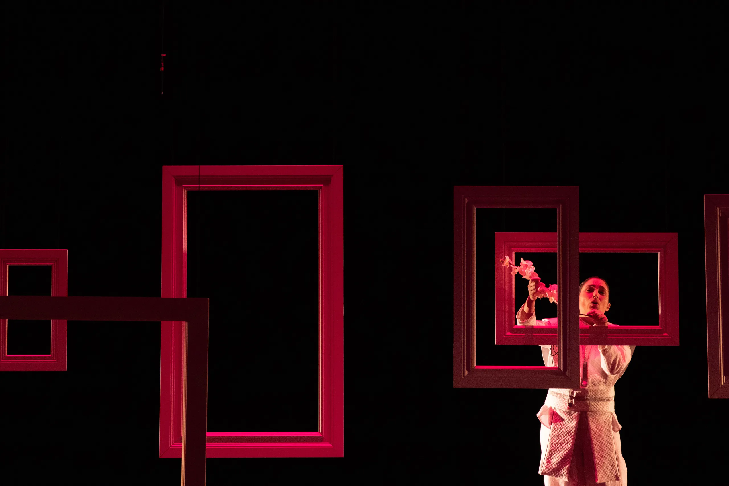 Julie Silva Opera Headshot